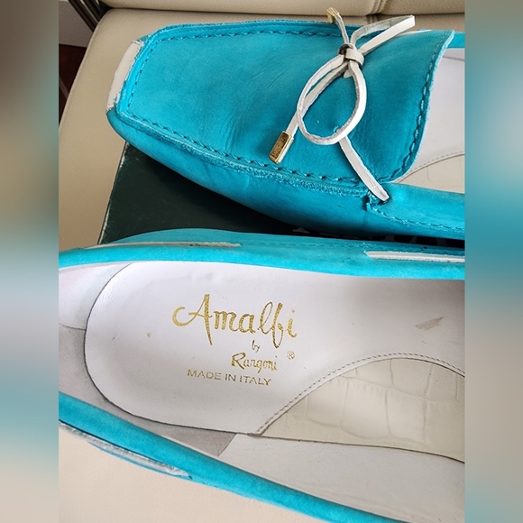 Vintage Amalfi Turquoise Suede Loafers - Picture 2 of 4